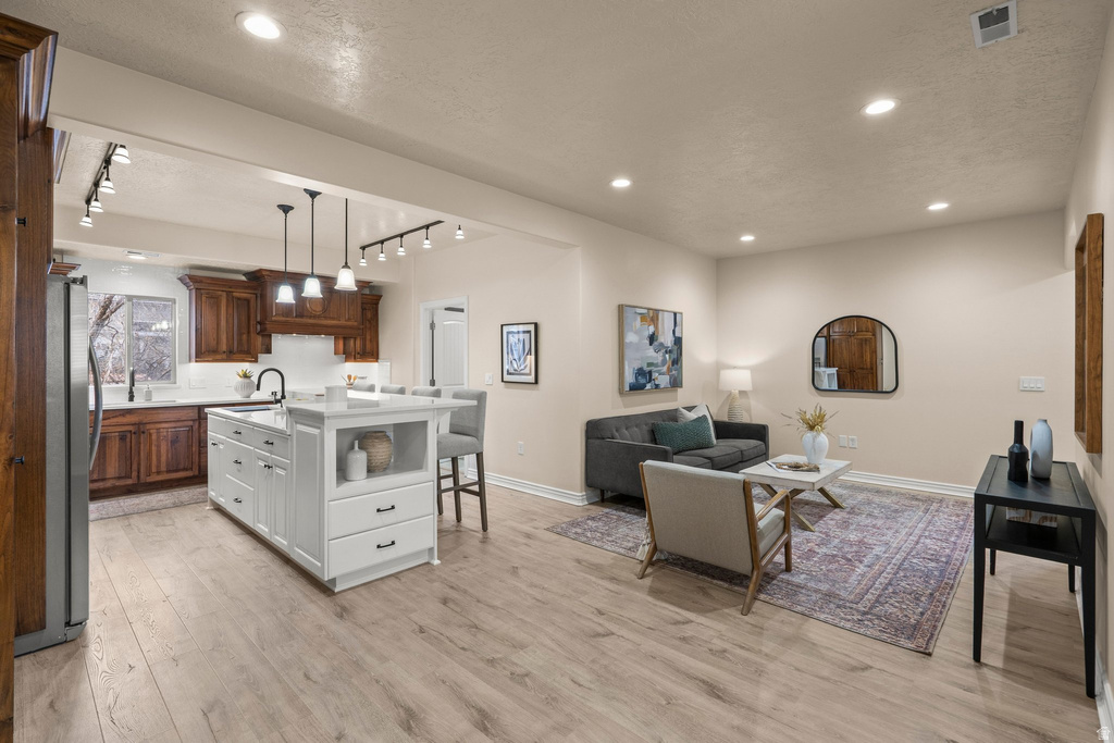 2313 S WELLINGTON ST Salt Lake City, UT 84106