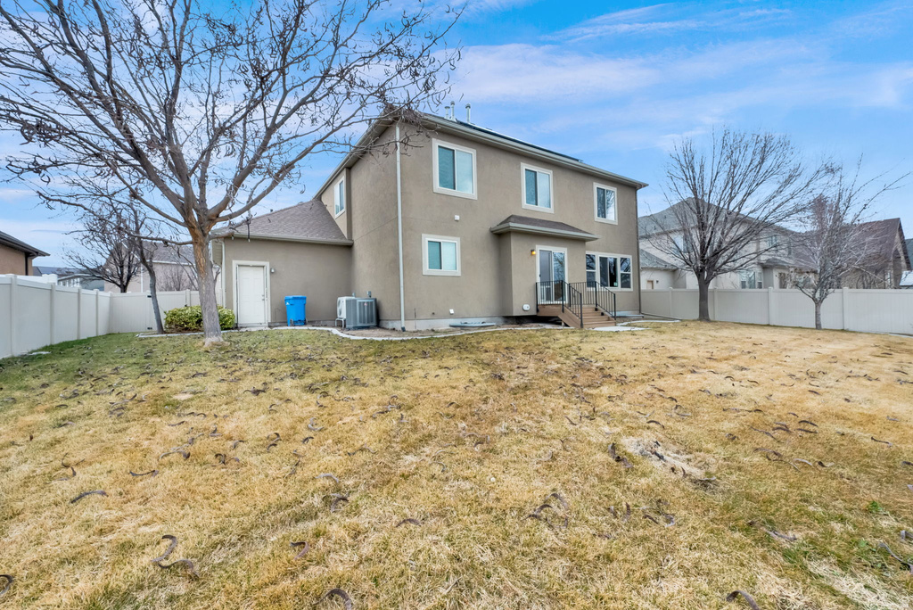 13529 S CHAMONIX WAY Riverton, UT 84065