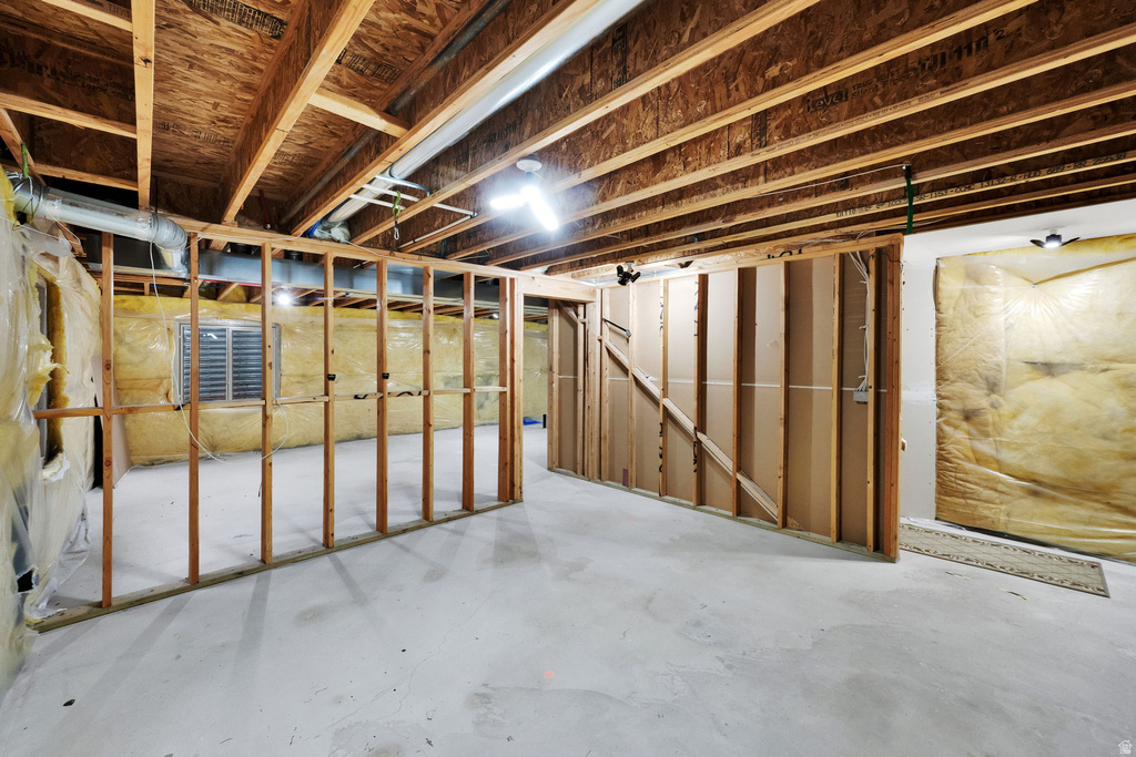 13529 S CHAMONIX WAY Riverton, UT 84065