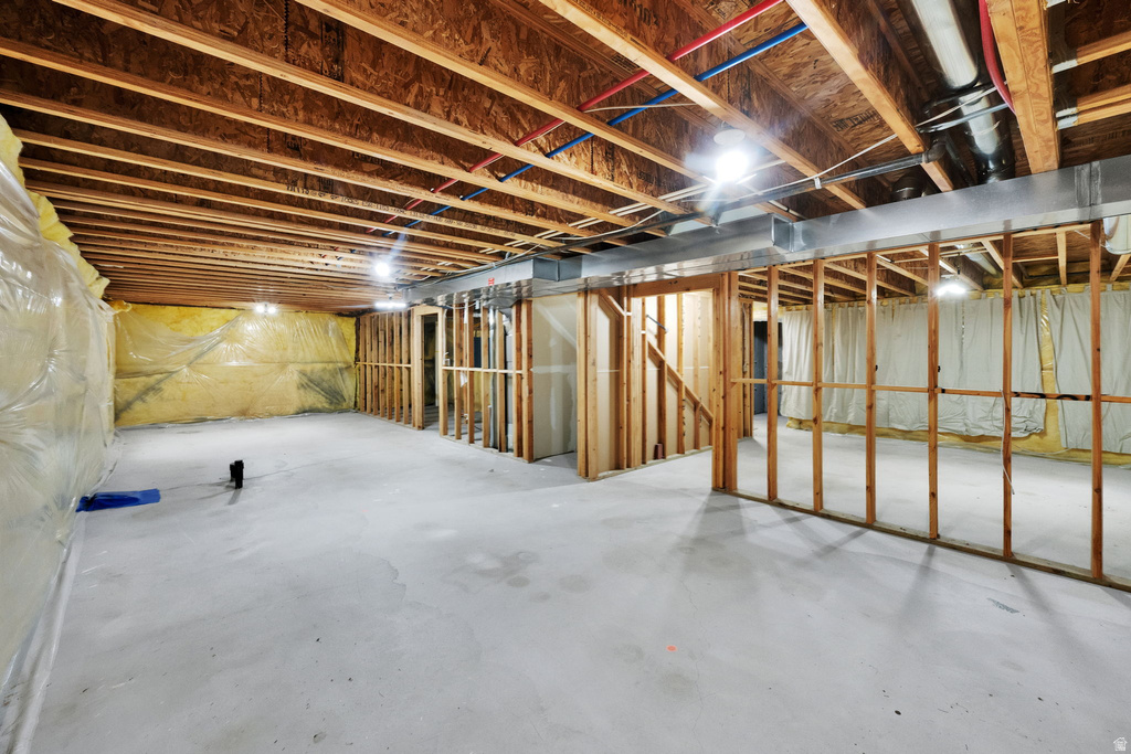 13529 S CHAMONIX WAY Riverton, UT 84065