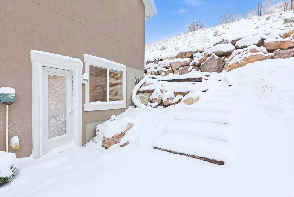 2353 S ALASKA AVE Provo, UT 84606