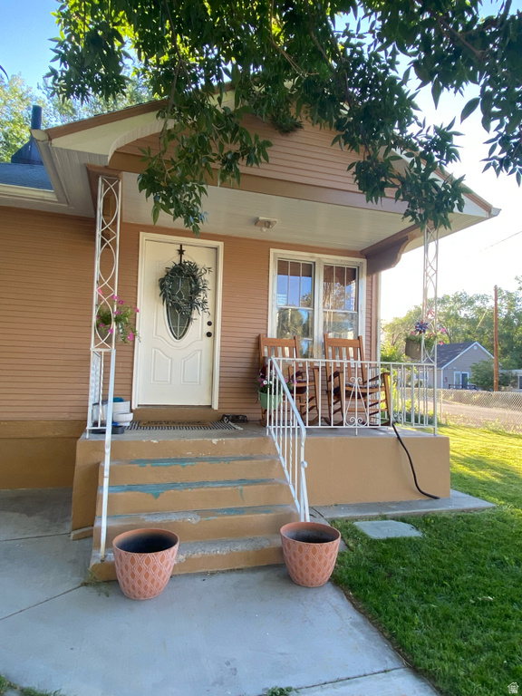 97 N 100 E Marysvale, UT 84750