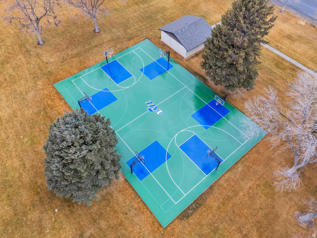 71 S 300 W Santaquin, UT 84655