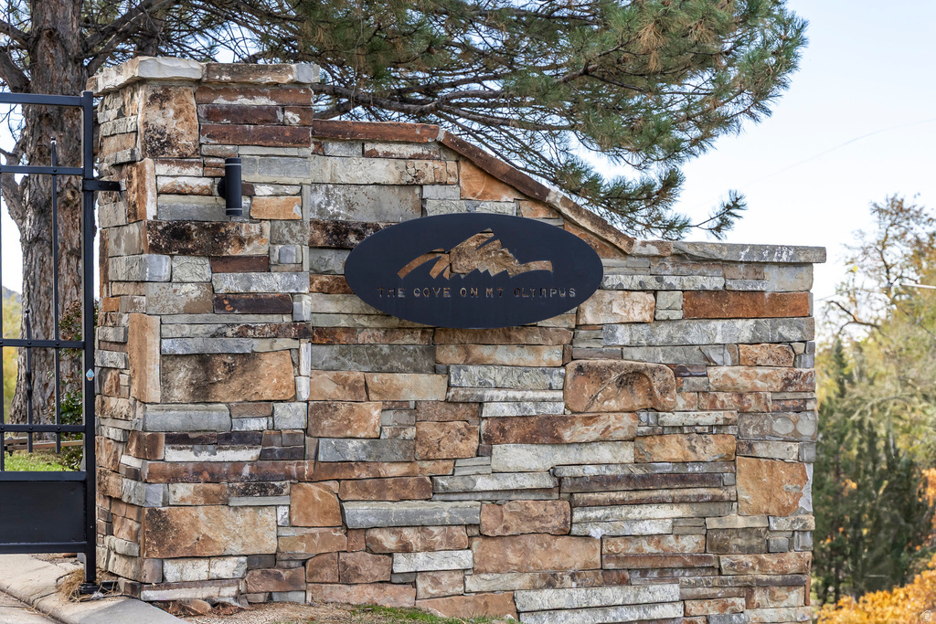 4755 S MOUNTAIN LN Millcreek, UT 84124