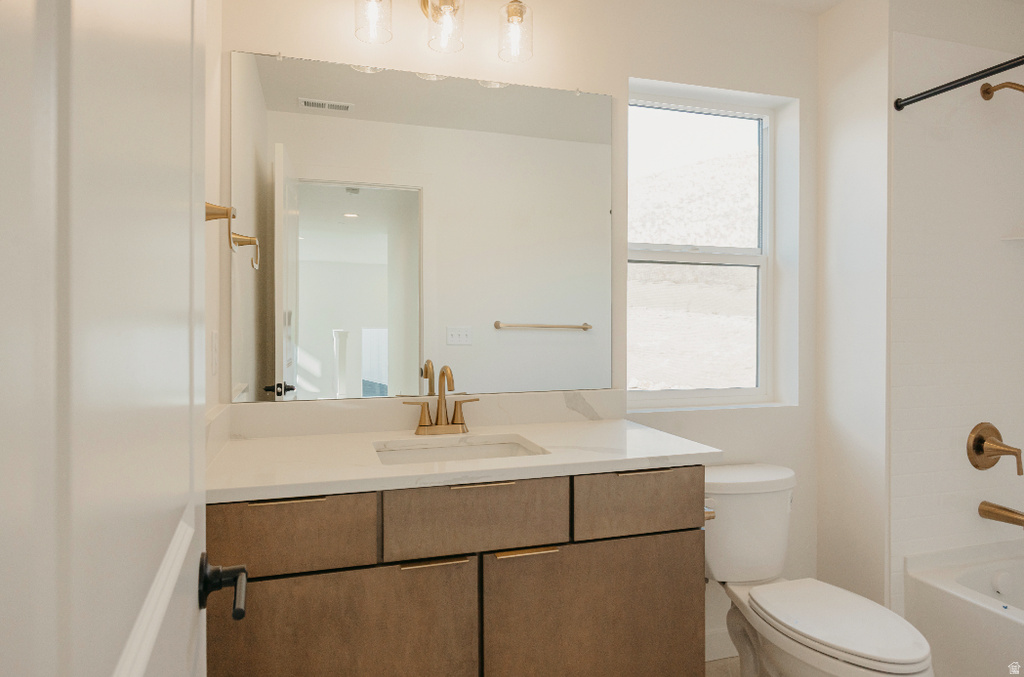 5894 N CANYON RIM RD #621 Lehi, UT 84048