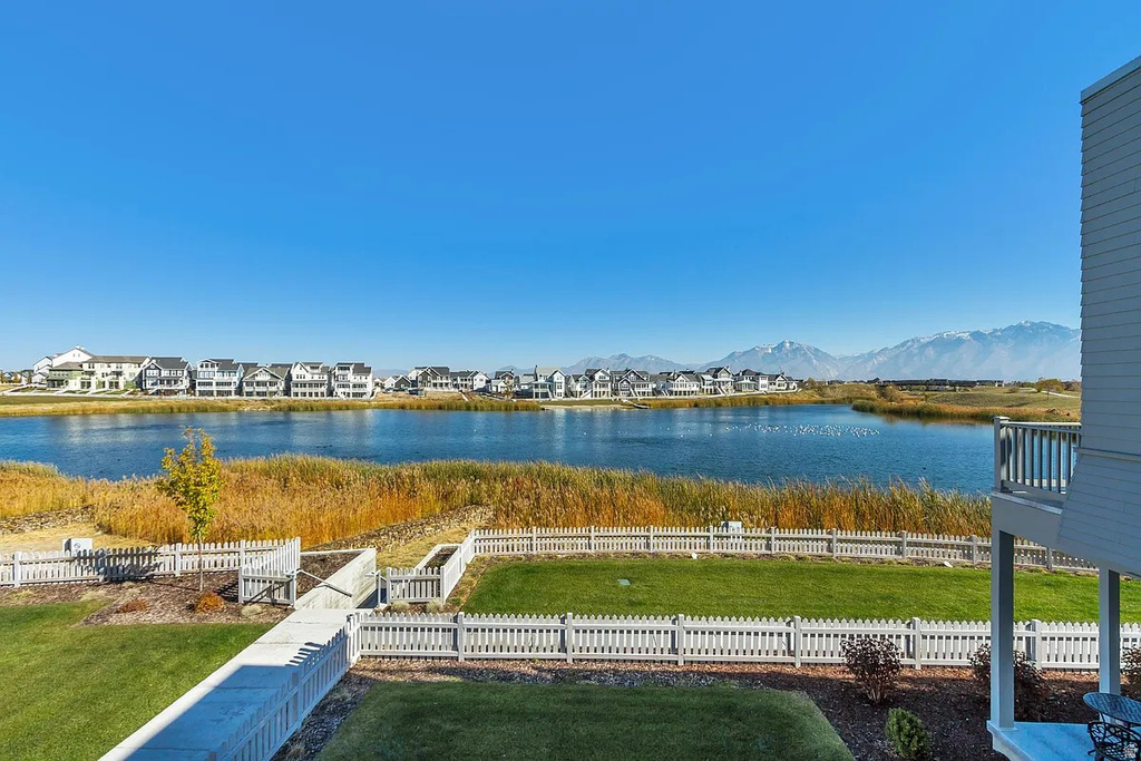 11207 S KESTREL RISE RD South Jordan, UT 84009