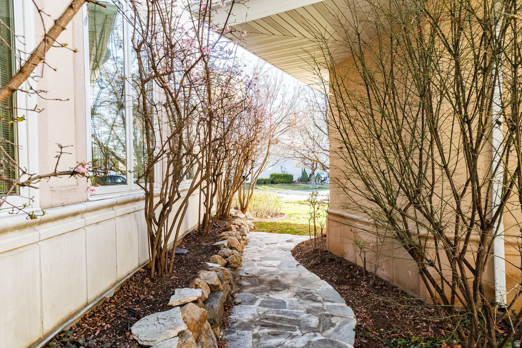 2115 E CONNOR PARK CV Salt Lake City, UT 84109