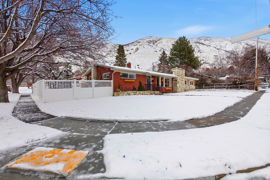 1055 E 200 N Springville, UT 84663