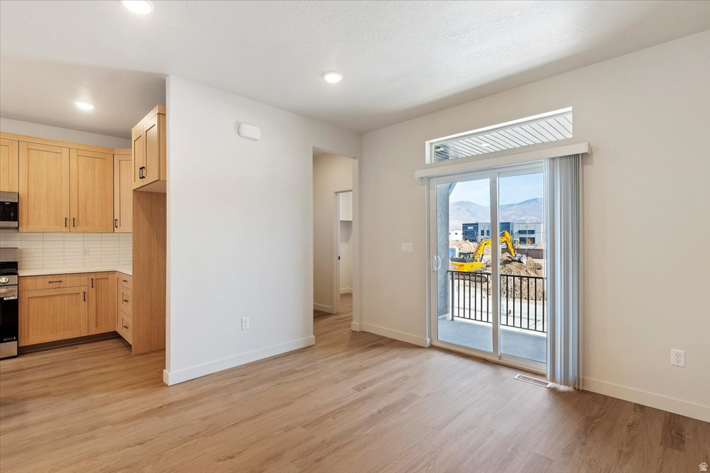 1172 N MERIDIAN LN #127 North Salt Lake, UT 84054