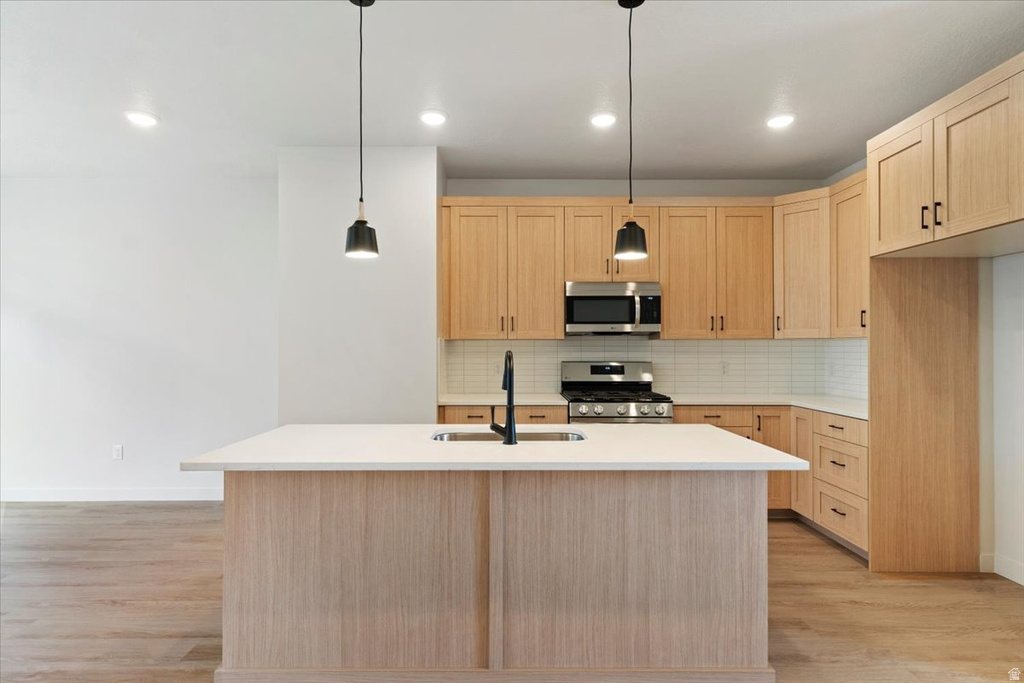 1172 N MERIDIAN LN #127 North Salt Lake, UT 84054