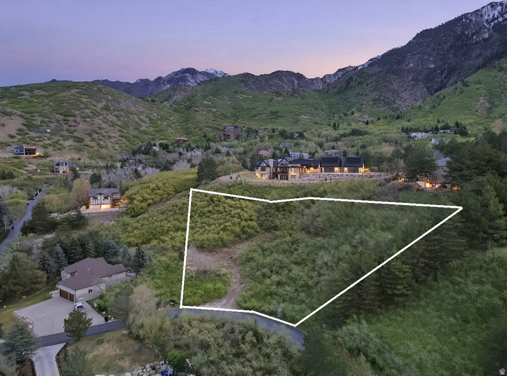 10667 S HIDDEN RIDGE LN Sandy, UT 84092