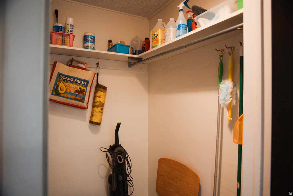 380 E 400 N Centerville, UT 84014