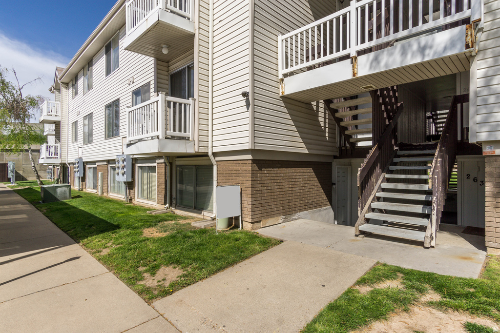 2632 W 5625 S Roy, UT 84067