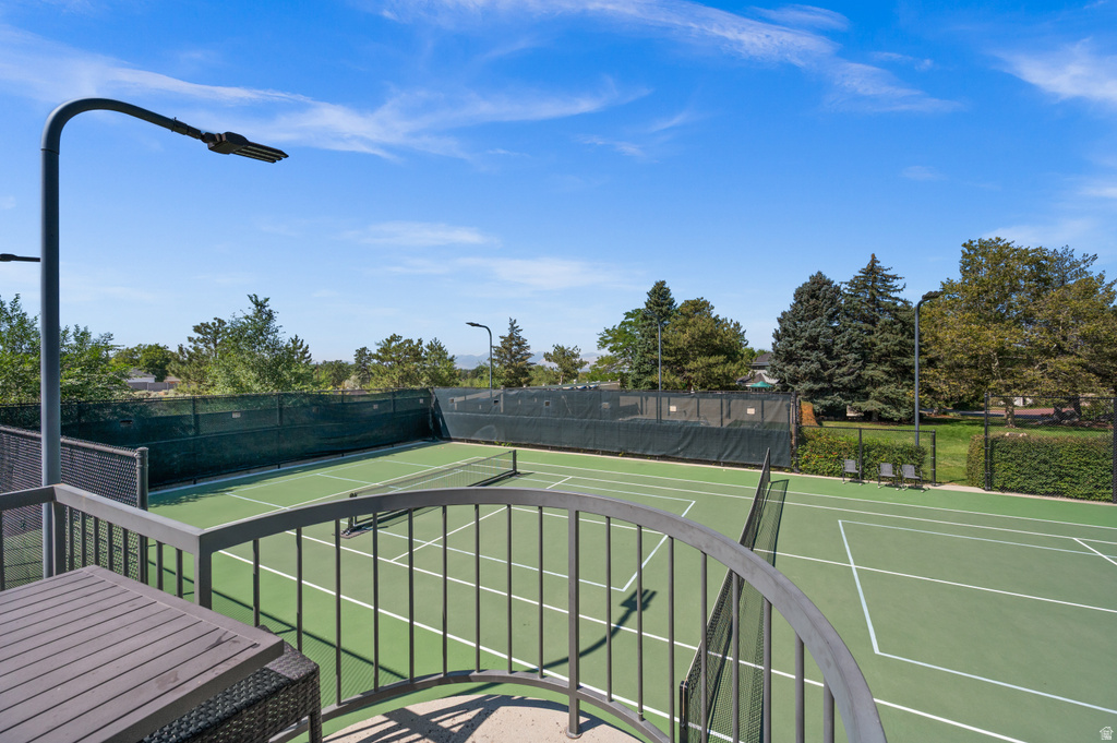 2321 E WRENHAVEN LN Salt Lake City, UT 84121