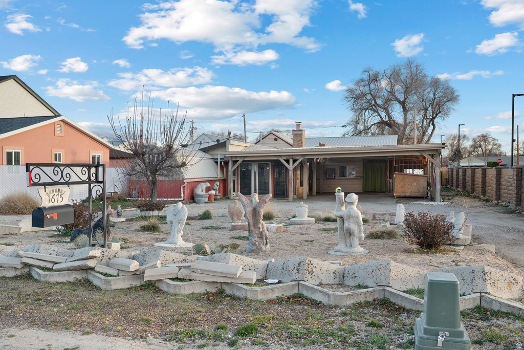 1675 W WARNOCK AVE West Valley City, UT 84119