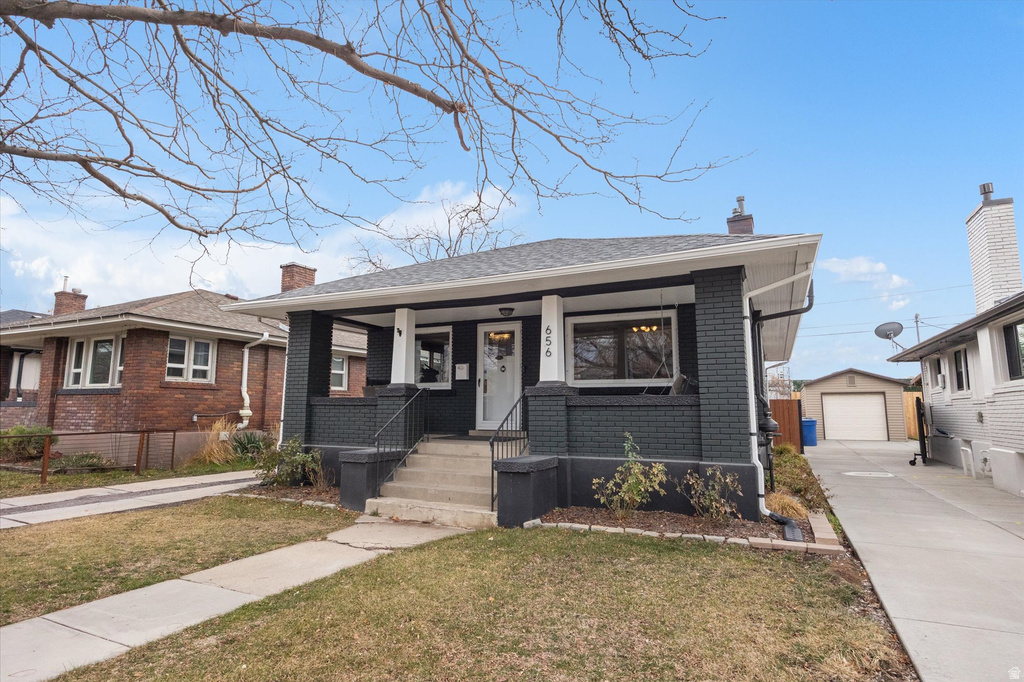 656 E MILTON AVE Salt Lake City, UT 84105