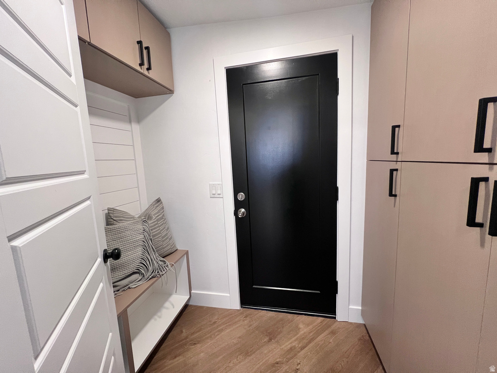 4555 S NOB HILL ST West Valley City, UT 84120