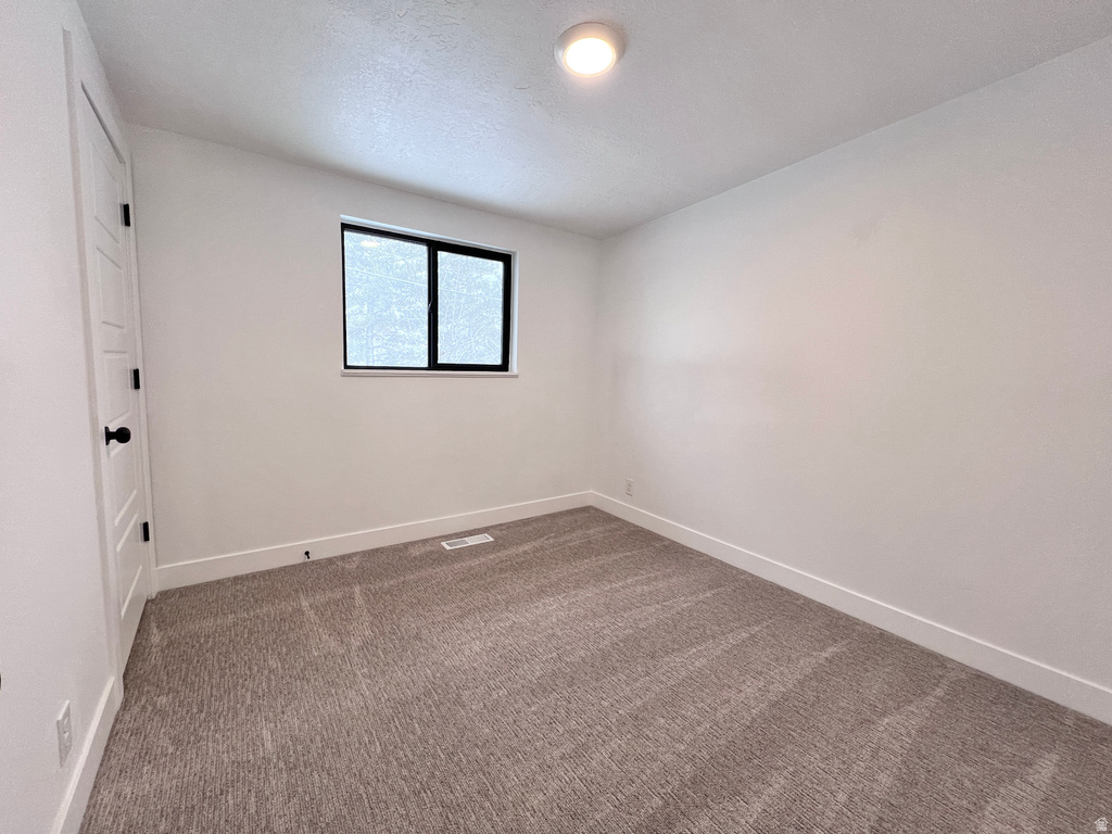 4555 S NOB HILL ST West Valley City, UT 84120