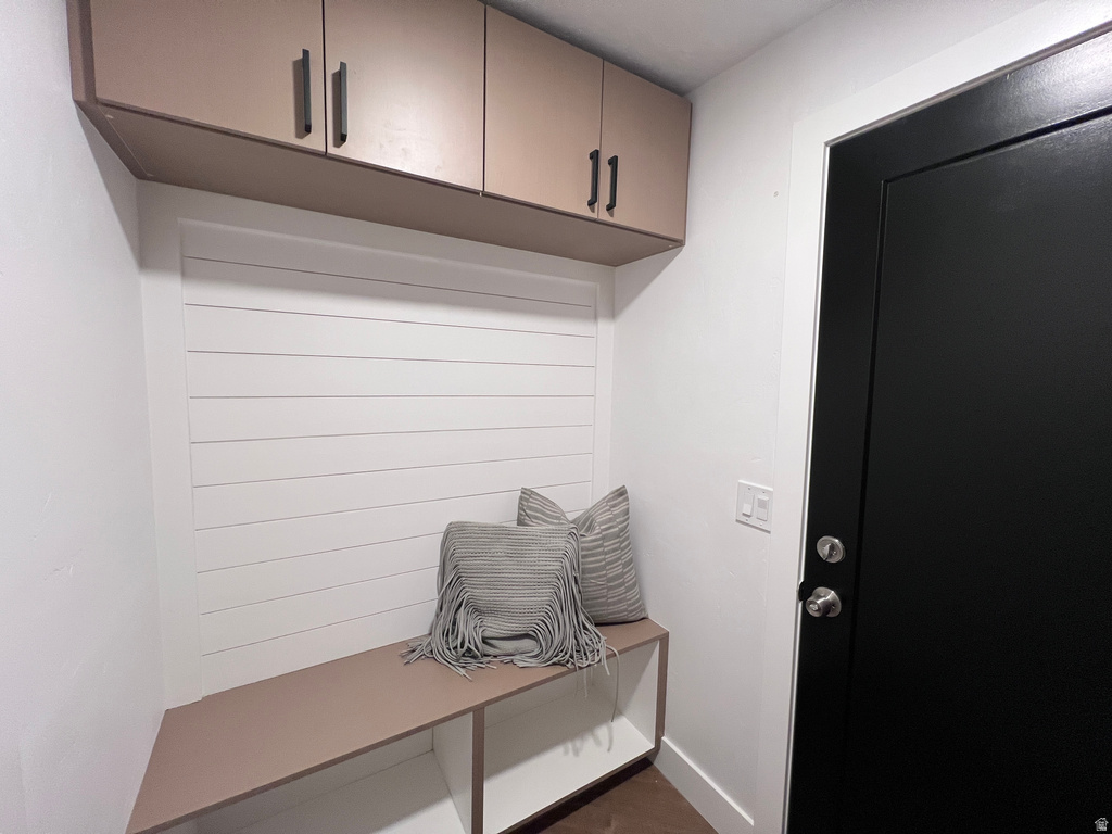 4555 S NOB HILL ST West Valley City, UT 84120