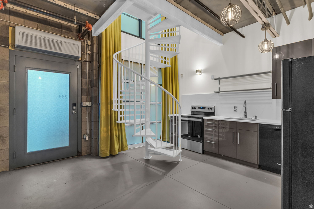 360 W 300 S #233 Salt Lake City, UT 84101