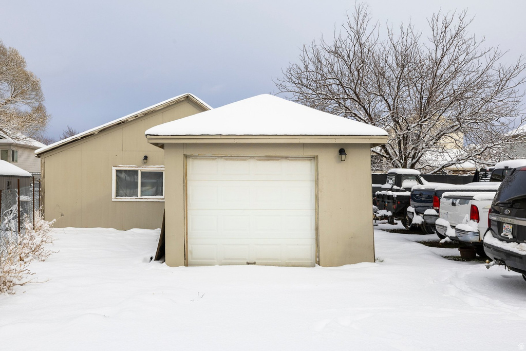 5854 S 3500 W Roy, UT 84067