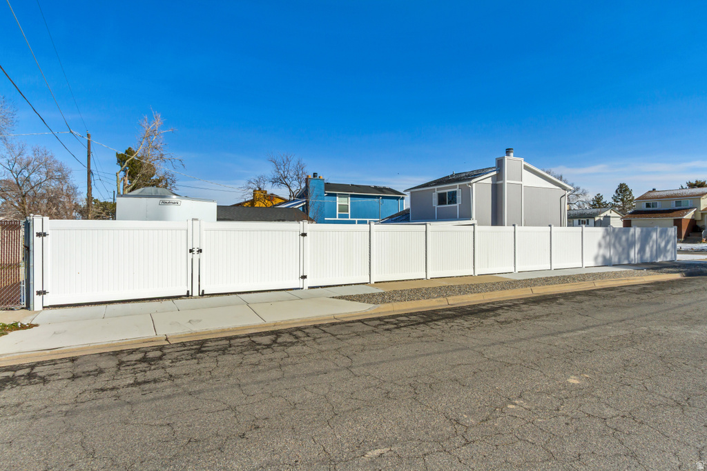 3410 S GREENMONT DR West Valley City, UT 84120