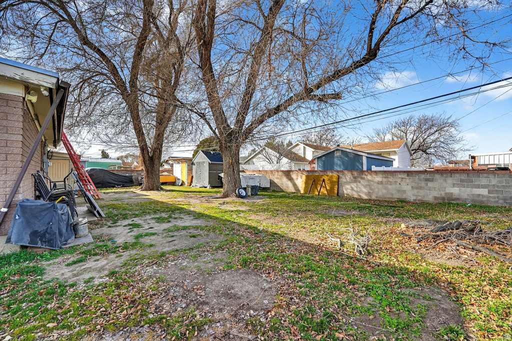 2756 S 3095 W West Valley City, UT 84119