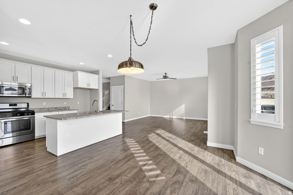 1029 W COYOTE GULCH WAY Bluffdale, UT 84065