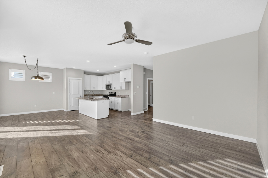 1029 W COYOTE GULCH WAY Bluffdale, UT 84065