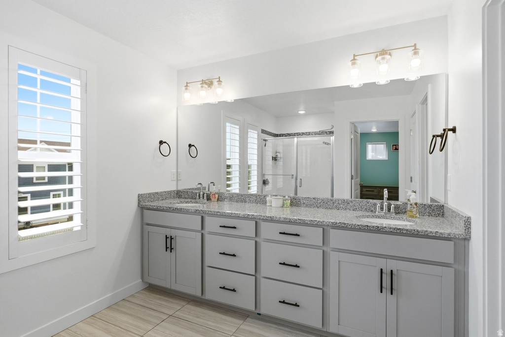 11594 S SKYWARD RD South Jordan, UT 84009