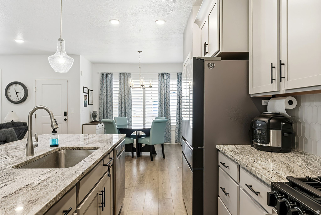 11594 S SKYWARD RD South Jordan, UT 84009