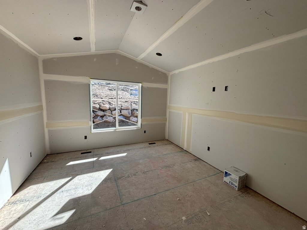 697 S 325 E Willard, UT 84340