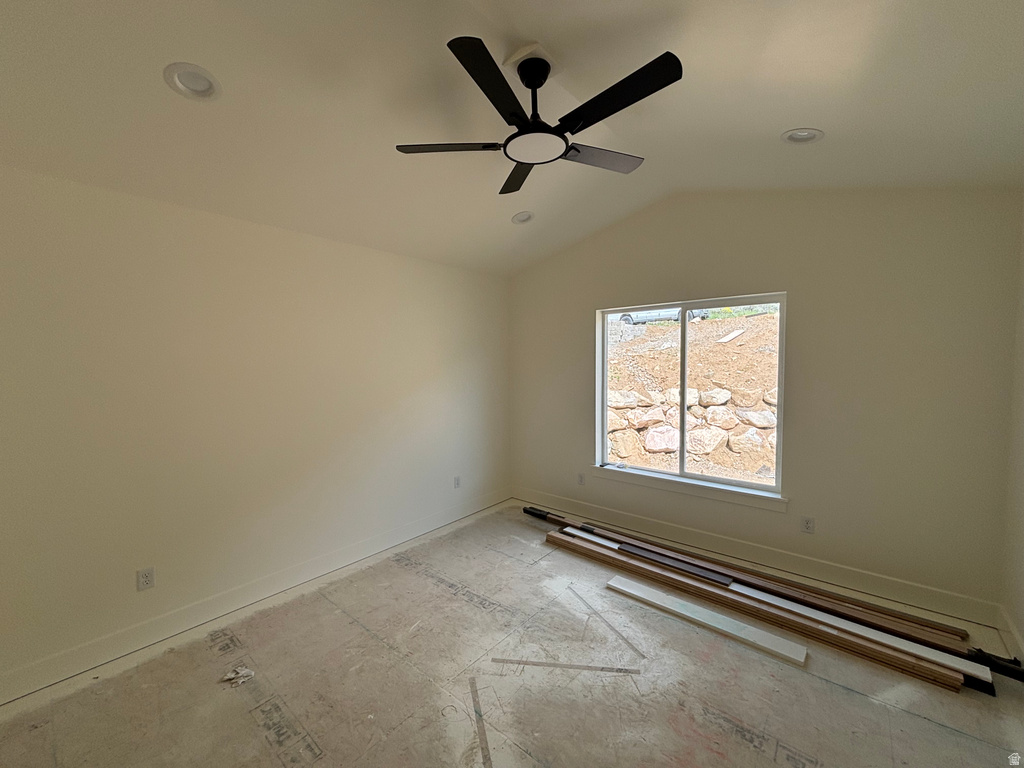 697 S 325 E Willard, UT 84340
