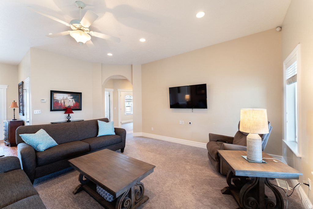 3654 W 1350 N Maeser, UT 84078