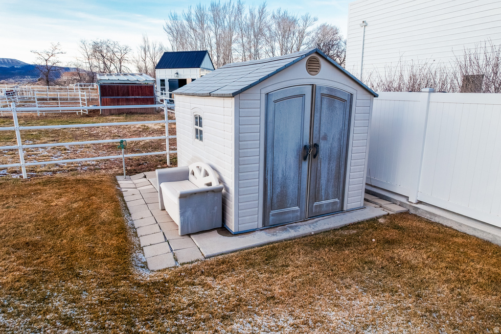 3654 W 1350 N Maeser, UT 84078