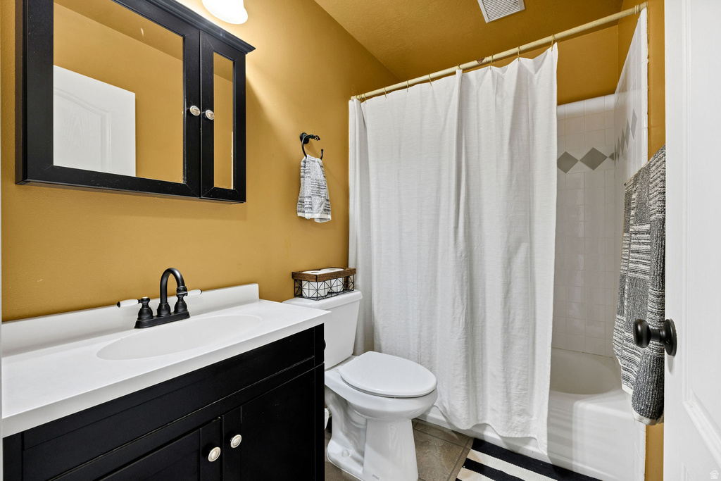 74 CANTERBURY CIR Logan, UT 84321