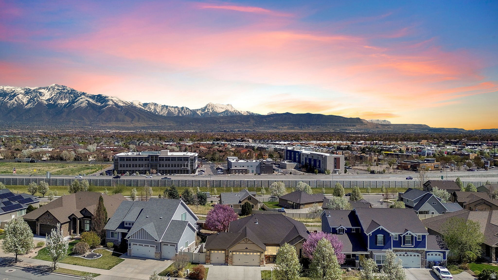 11173 S HAMPTON WAY South Jordan, UT 84009