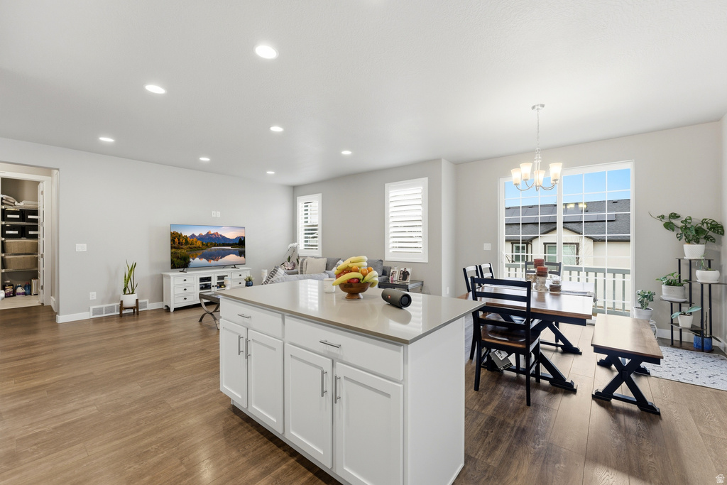 8163 S OAKRIDGE PARK DR West Jordan, UT 84081