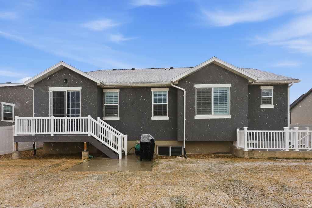 8163 S OAKRIDGE PARK DR West Jordan, UT 84081