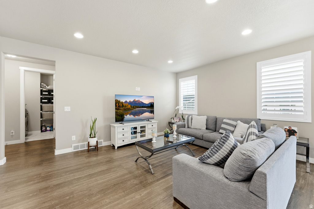 8163 S OAKRIDGE PARK DR West Jordan, UT 84081