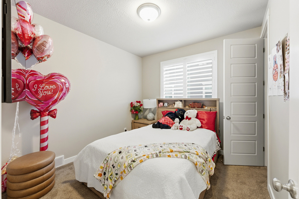 8163 S OAKRIDGE PARK DR West Jordan, UT 84081