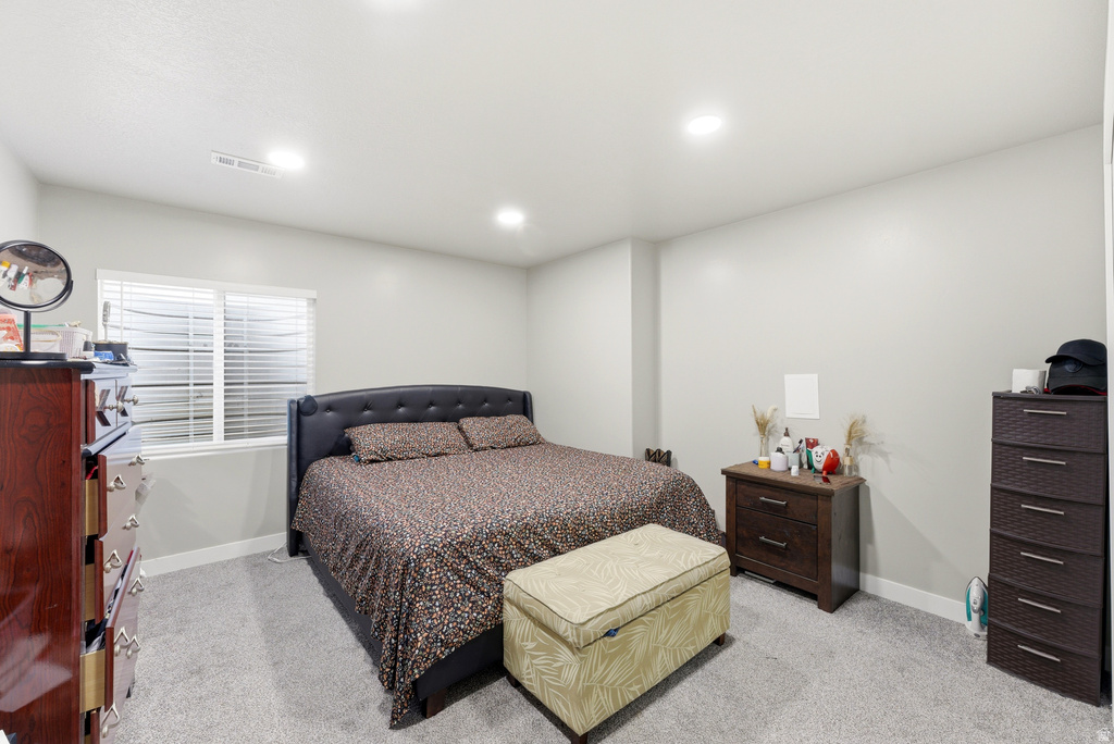 8163 S OAKRIDGE PARK DR West Jordan, UT 84081