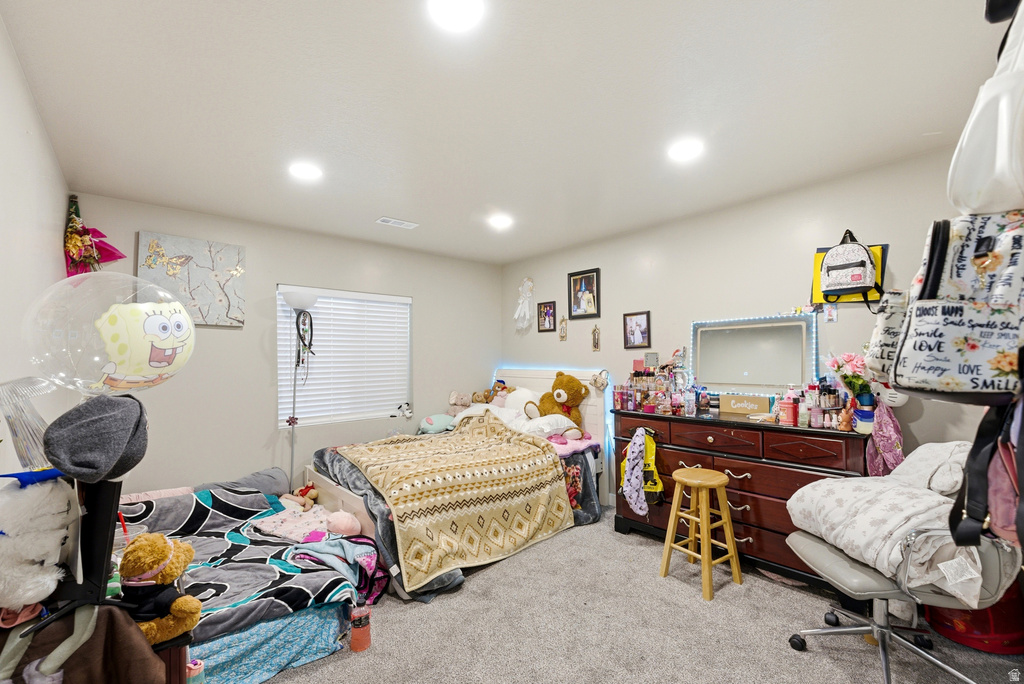 8163 S OAKRIDGE PARK DR West Jordan, UT 84081