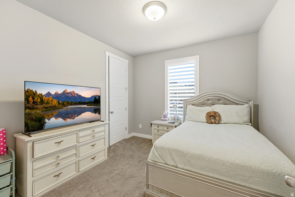 8163 S OAKRIDGE PARK DR West Jordan, UT 84081