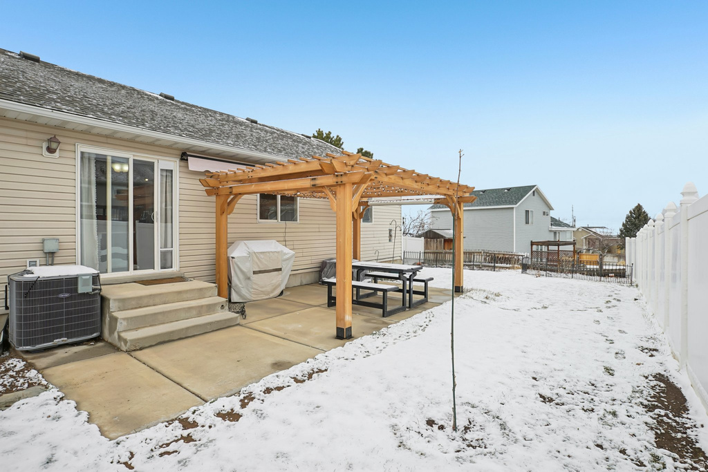 6057 W MINERS MESA DR West Jordan, UT 84081