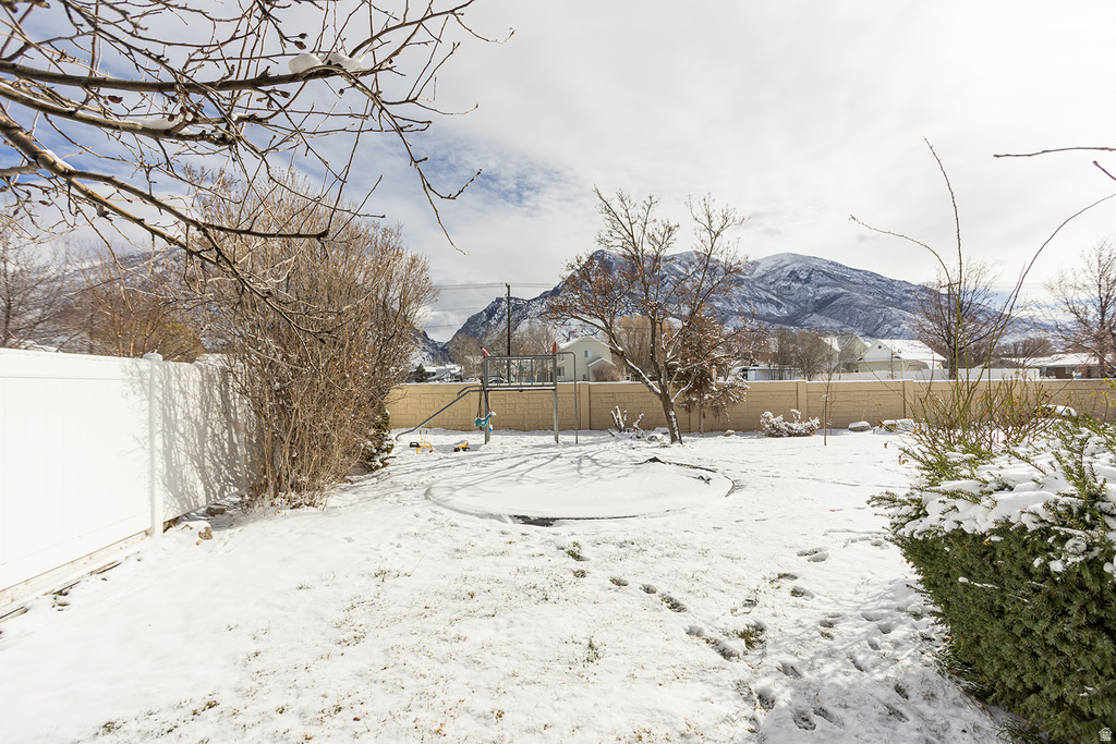 10886 N HIGHLAND CIR Highland, UT 84003