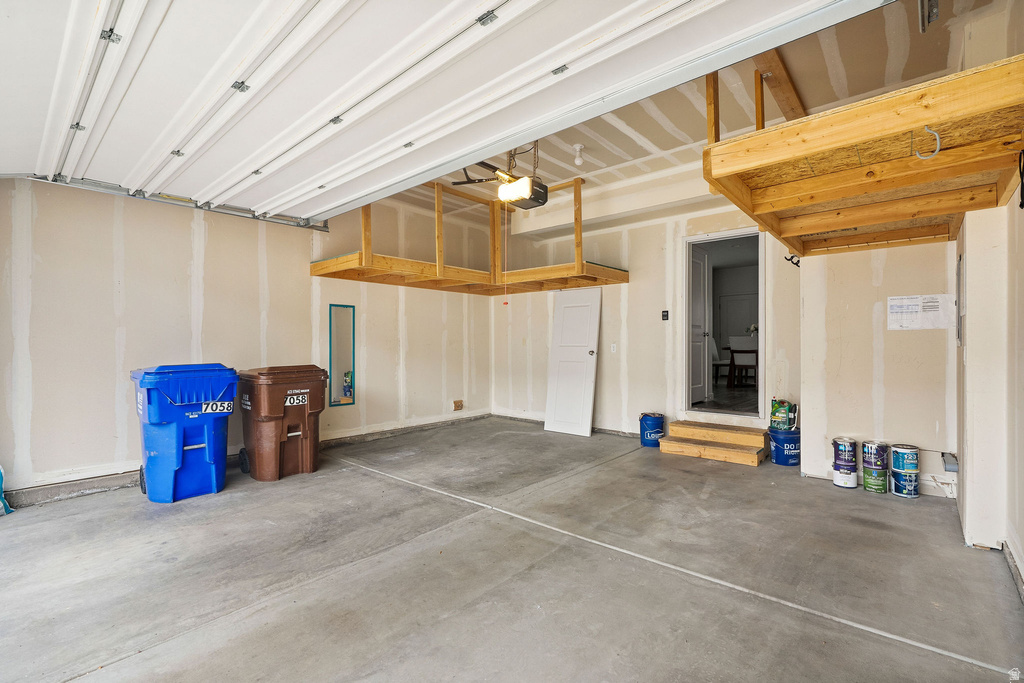 7058 N MOUNTAIN FIELD DR Eagle Mountain, UT 84005