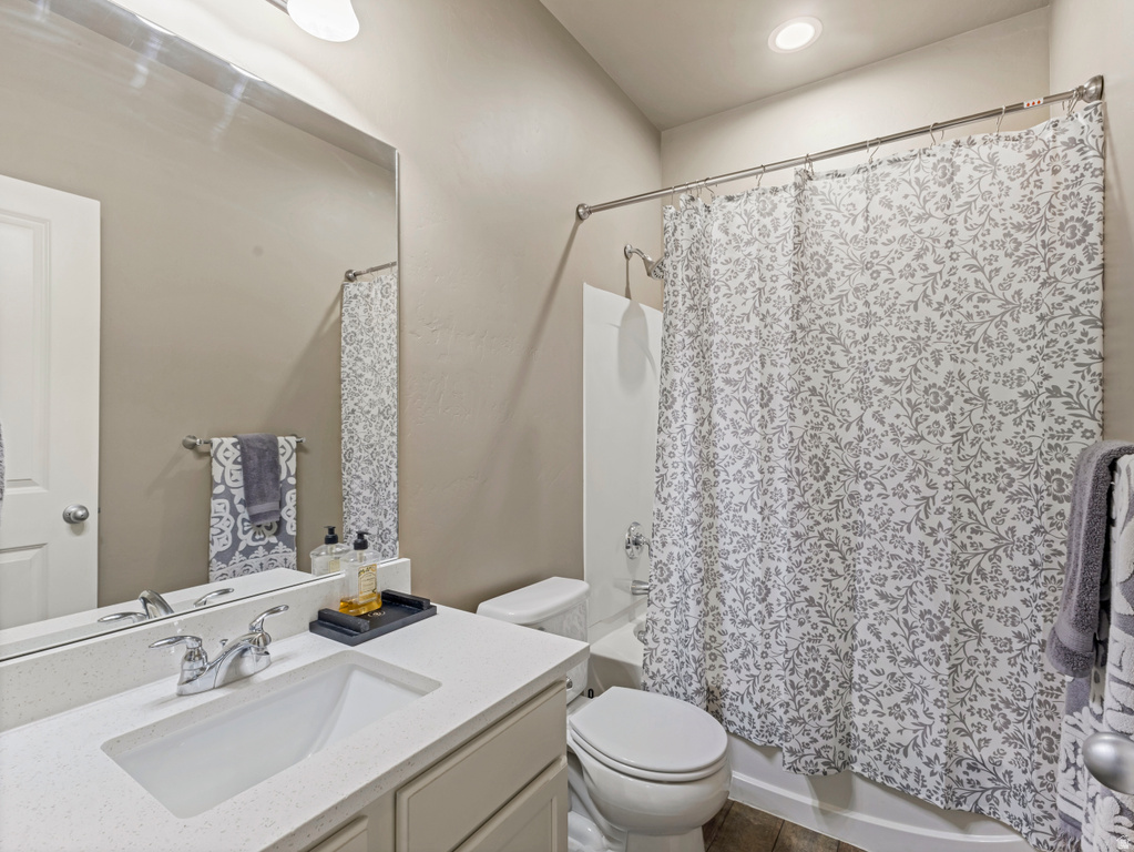 4586 W VERMILLION DR South Jordan, UT 84009