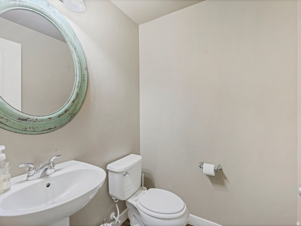 4586 W VERMILLION DR South Jordan, UT 84009