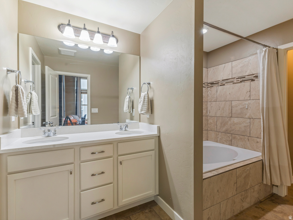 4586 W VERMILLION DR South Jordan, UT 84009